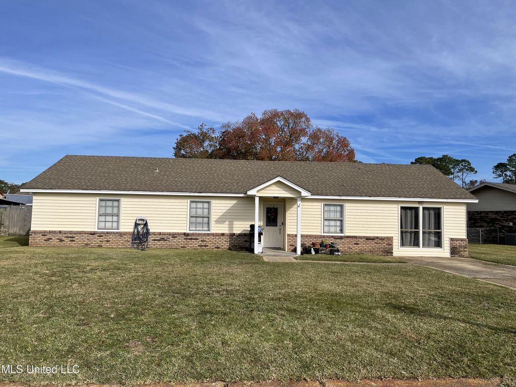 608 Kimberly Dr, Diberville, MS 39540 Trulia