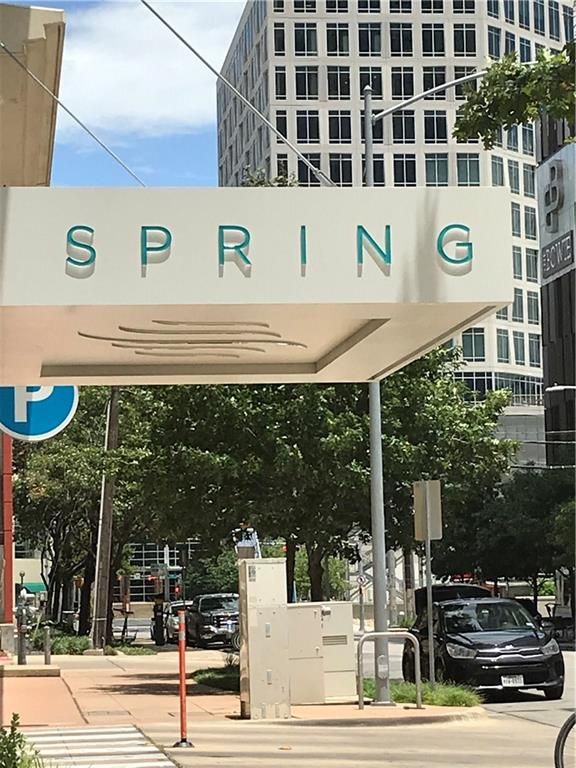 300 Bowie St #604, Austin, TX 78703