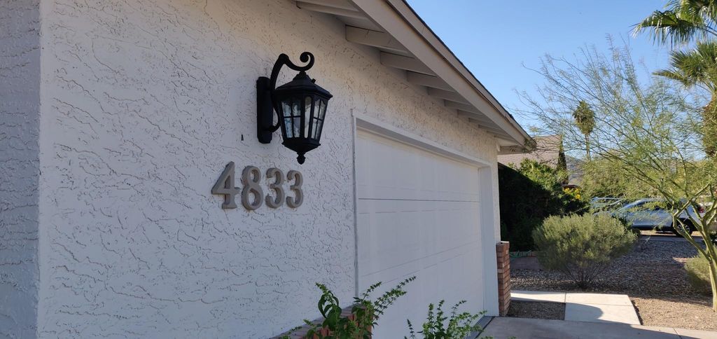 4833 E Olney Dr, Phoenix, AZ 85044