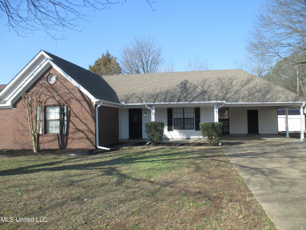 7141 Grove Park Rd, Olive Branch, MS 38654