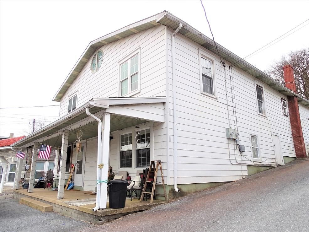 168 E Main St B, Adamstown, PA 1 Bed, 1 Bath Apartment 14 Photos