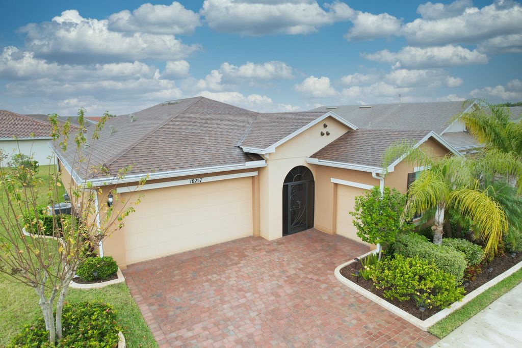 10257 SW Fernwood Ave, Port Saint Lucie, FL 34987