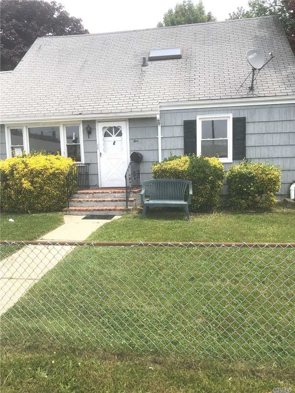 5 E Riviera Dr, Lindenhurst, NY 11757 Trulia