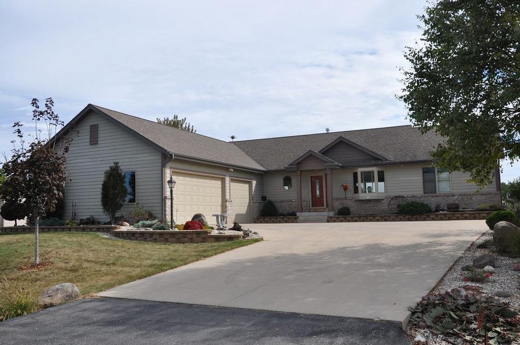 114 Gaul Rd, Dousman, WI 53118 Trulia