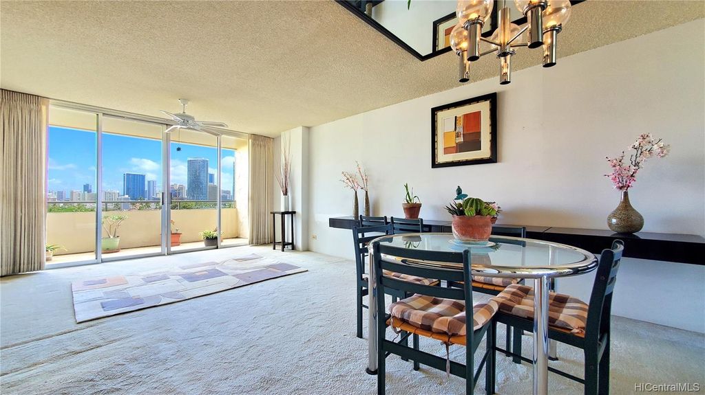 920 Ward Ave #10F, Honolulu, HI 96814