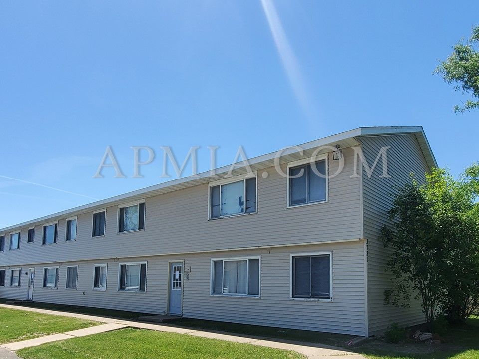 3731 12th Ave SW, Cedar Rapids, IA 52404