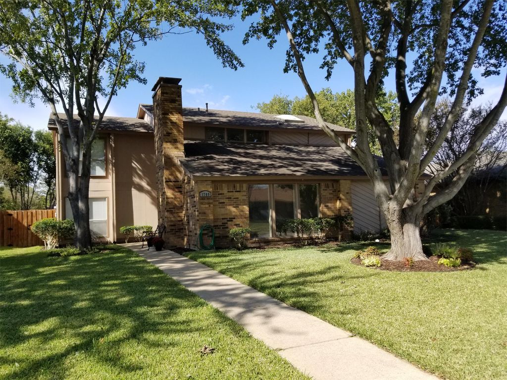 1709 Elk Grove Dr, Richardson, TX 75081
