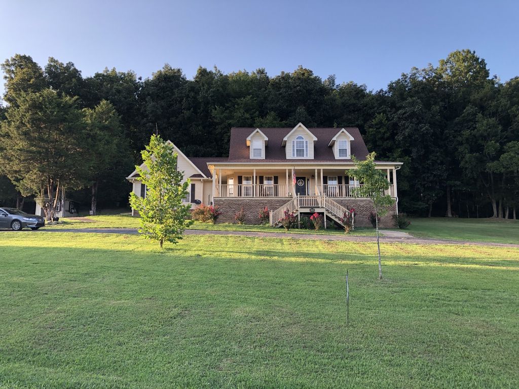 204 Matt Dr, Bell Buckle, TN 37020 5 Bed, 3 Bath SingleFamily Home MLS 2183162 50 Photos