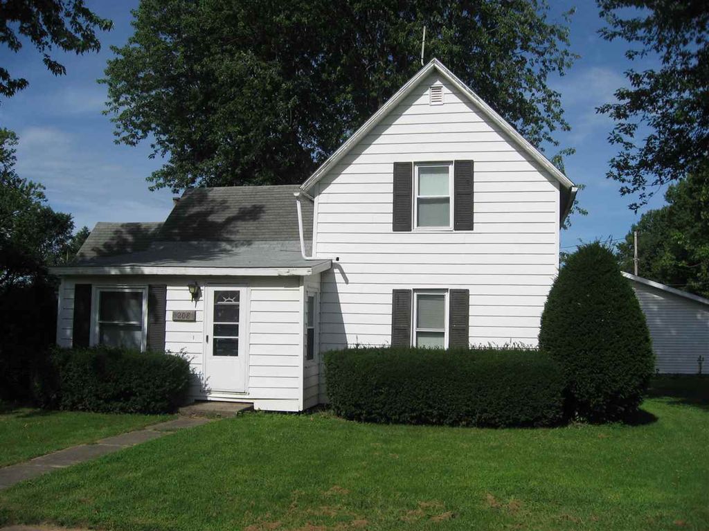 208 N Sullivan St, Industry, IL 61440