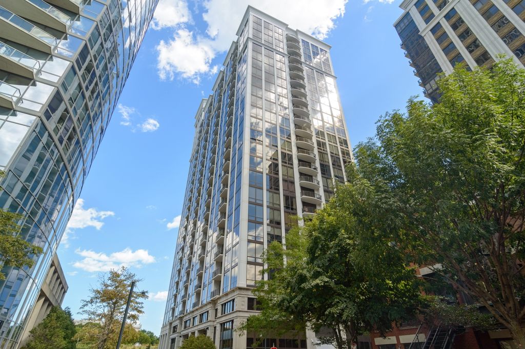 233 E 13th St #510, Chicago, IL 60605