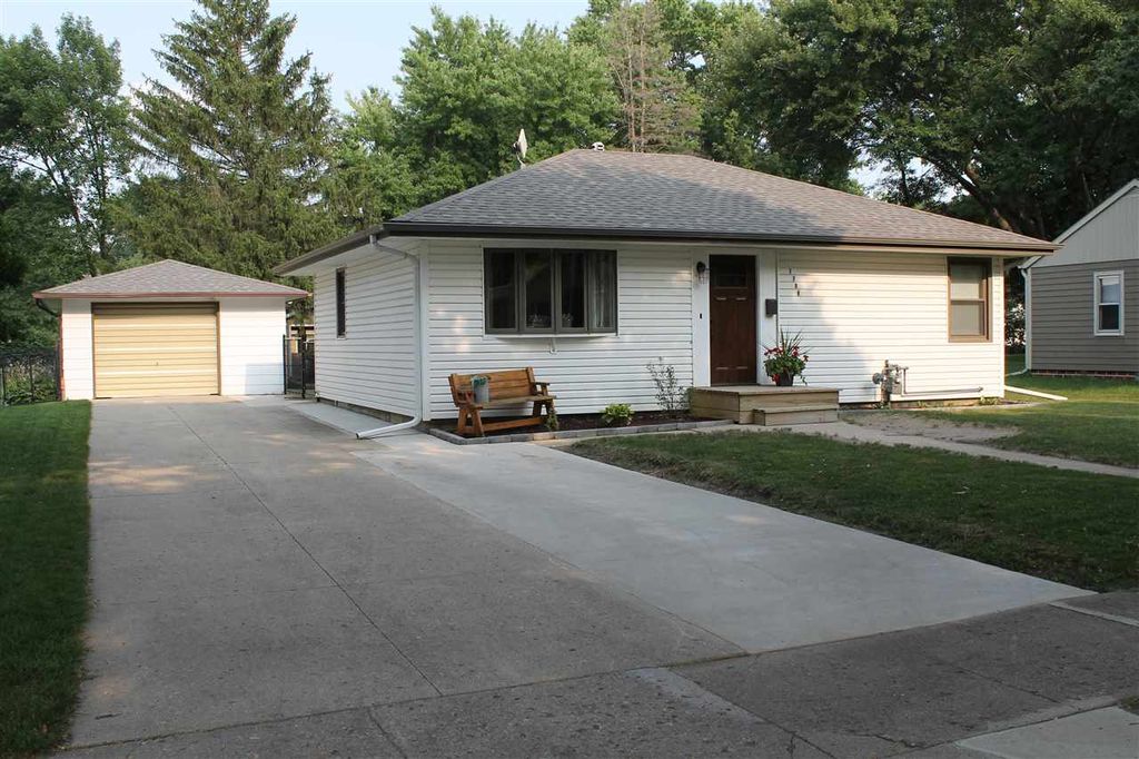 1706 3rd Ave E, Spencer, IA 51301 Trulia