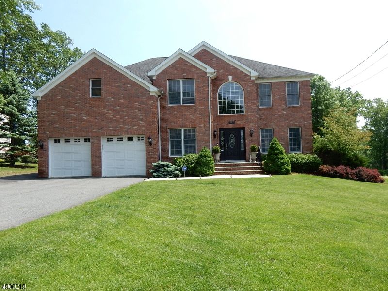 297 Whippany Rd, Whippany, NJ 4 Bed, 5 Bath SingleFamily Home Trulia