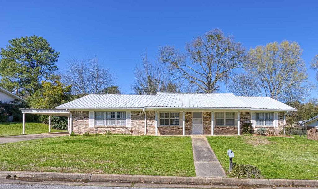 1600 Briarwood St, Gilmer, TX 75644 Trulia