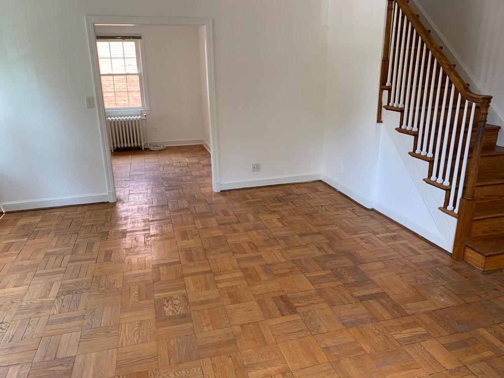 6915B Strathmore St, Chevy Chase, MD 20815