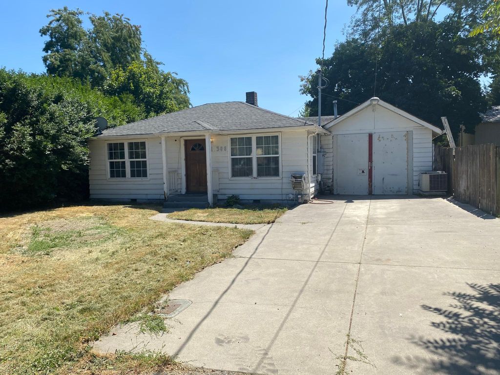 16306 SE Lincoln St, Portland, OR 97233