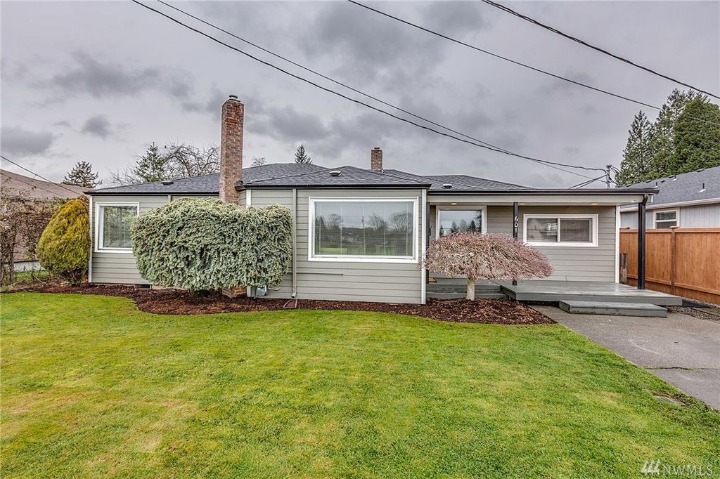 601 14th St SE, Puyallup, WA 98372