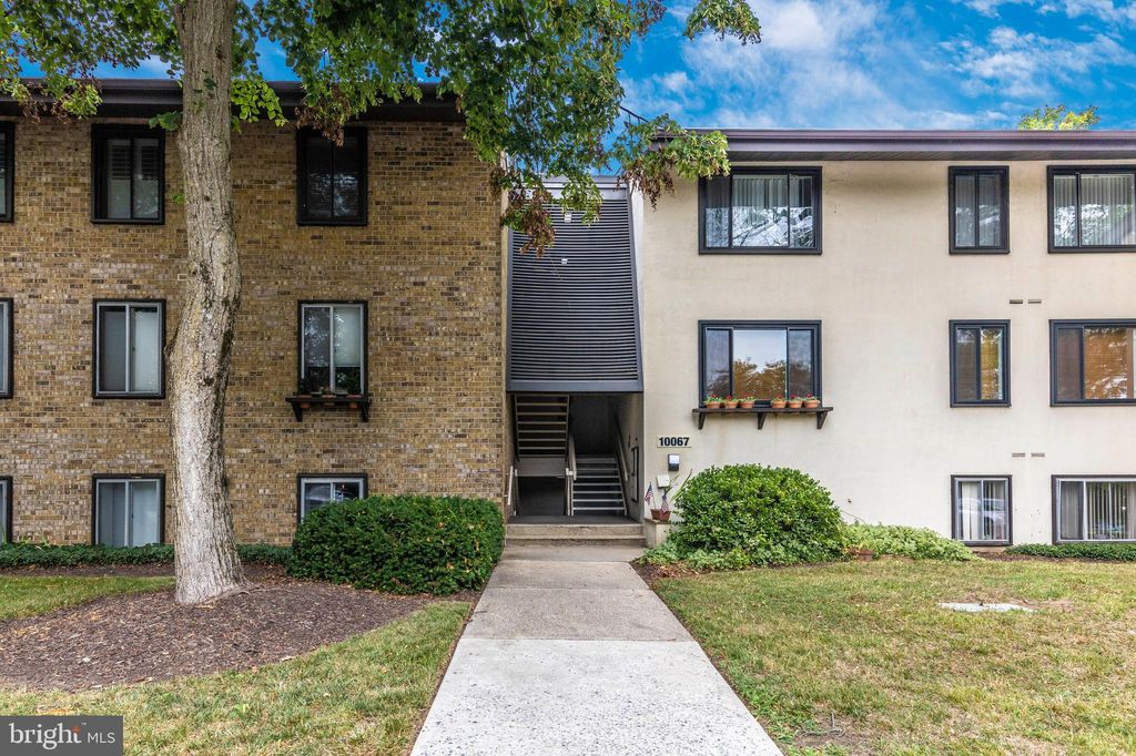 10067 Windstream Dr #6, Columbia, MD 21044