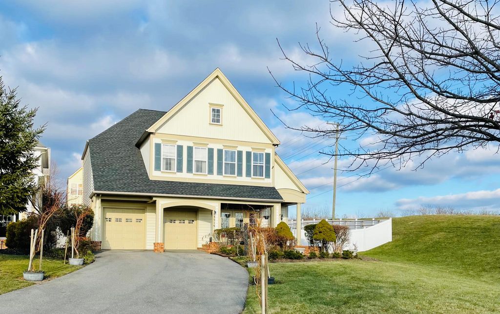 13515 Woodcrest Manor Way, Clarksburg, MD 20871