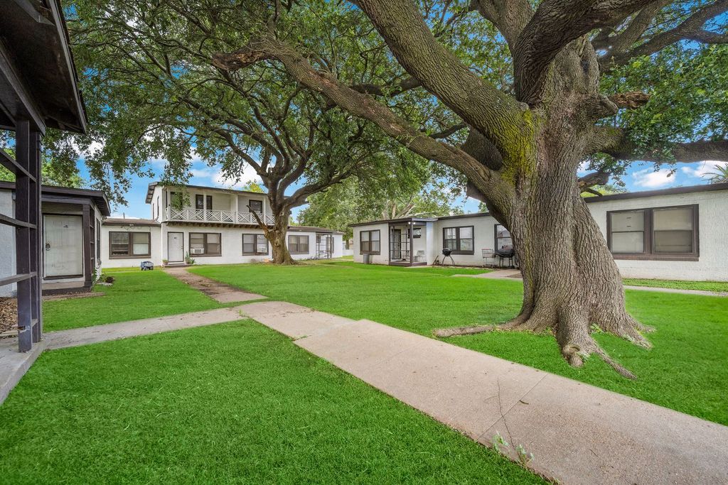 Donna's Corner Texas City, TX Trulia