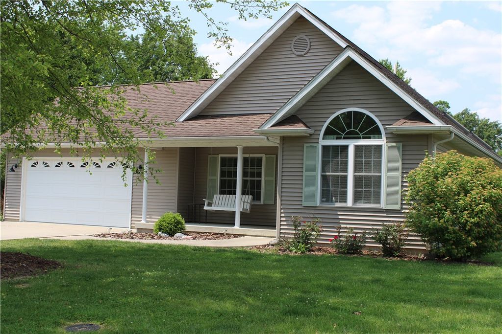 50 Lakeside Villa, Sullivan, IL 61951 Trulia