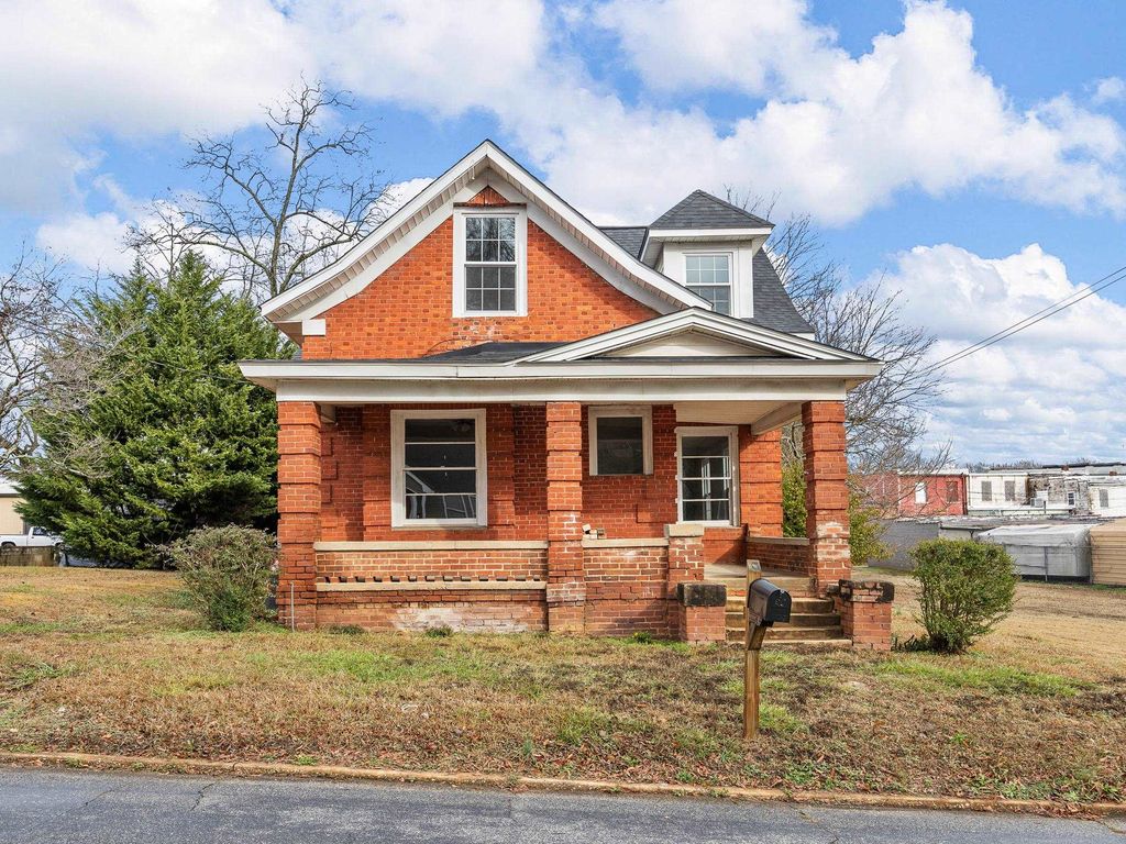 12 St, Inman, SC 29349 Trulia