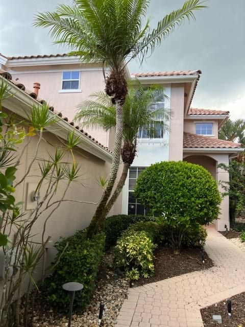 424 Eagleton Ln, Palm Beach Gardens, FL 33418