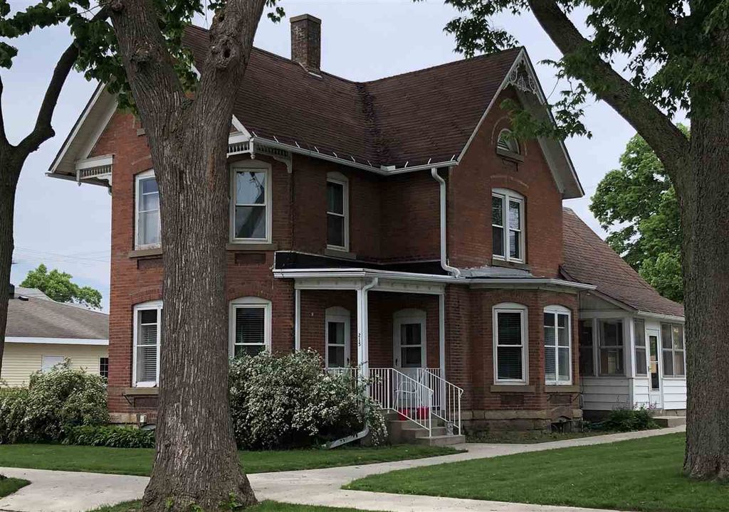 215 S 1st St, Guttenberg, IA 52052 Trulia