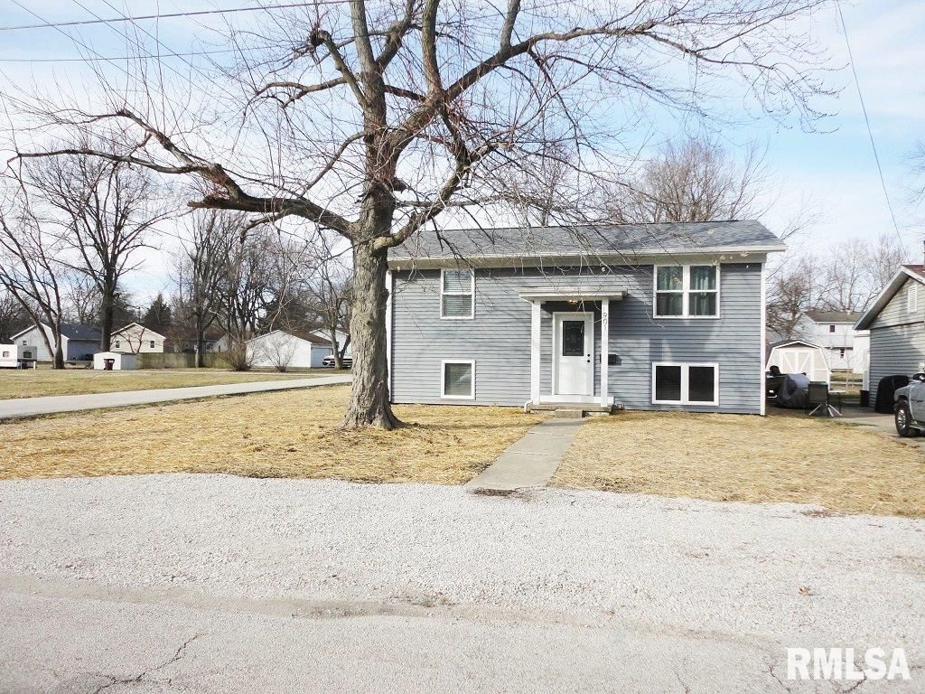 901 E Cleveland St, Taylorville, IL 62568 Trulia