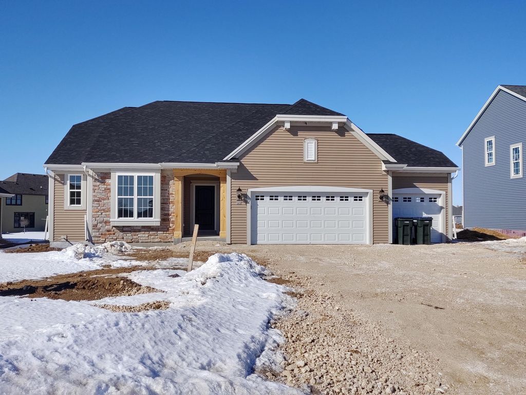 545 Spur Rd, Slinger, WI 53086 | Trulia