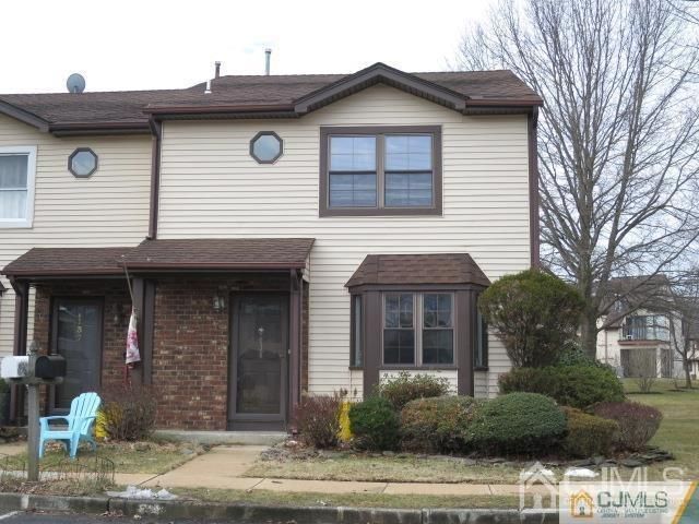 138 Leah Ct, Dayton, NJ 08810