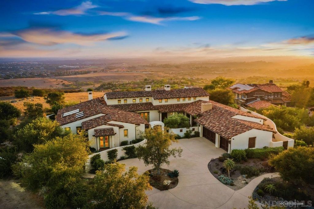 8057 Entrada De Luz E, San Diego, CA 92127 3 Bed, 5 Bath