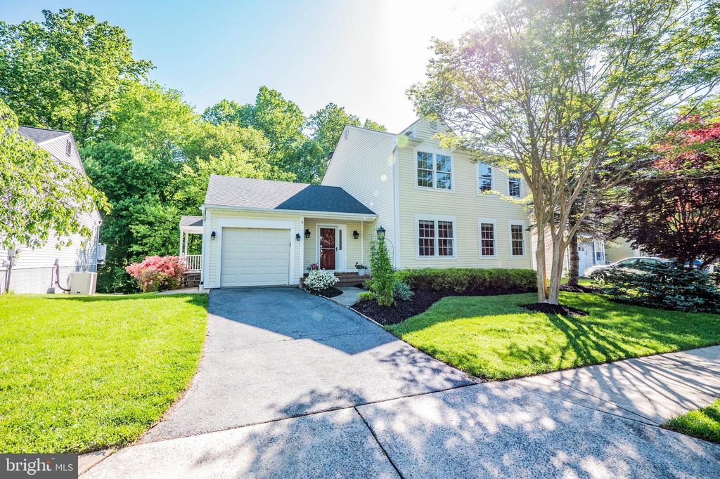 10607 Hunters Chase Ln, Damascus, MD 20872