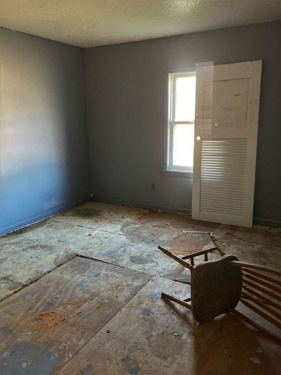 310 N Heggie St, Charleston, MO 63834 3 Bed, 1 Bath SingleFamily