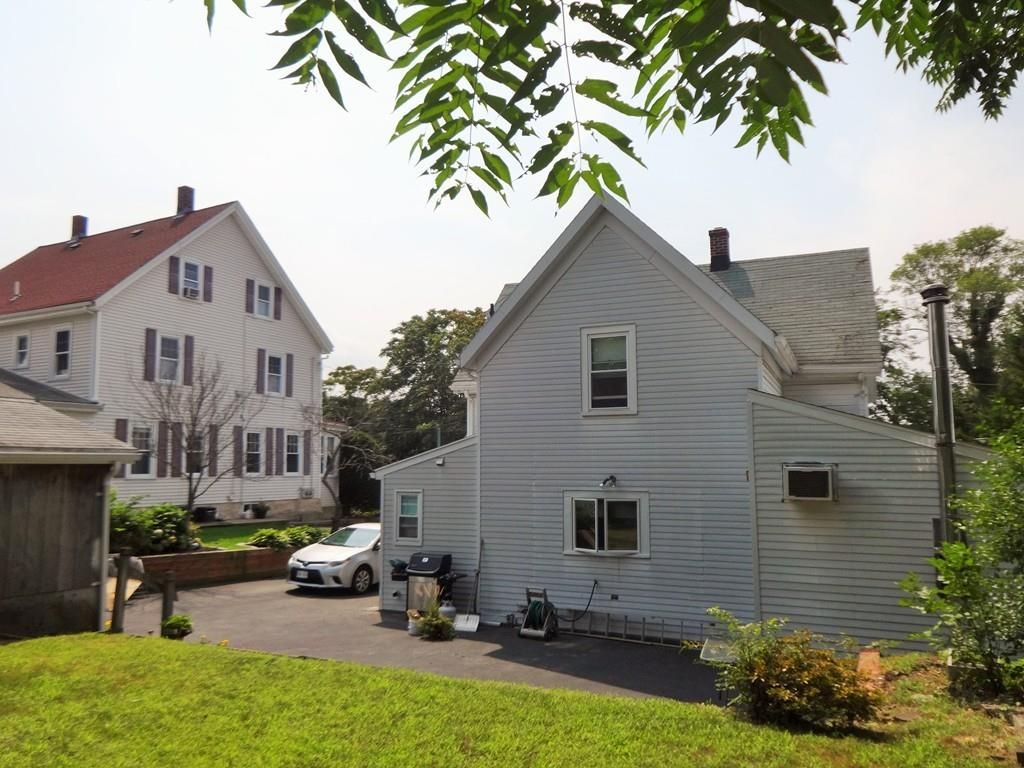 22 Perkins St, Quincy, MA 02169