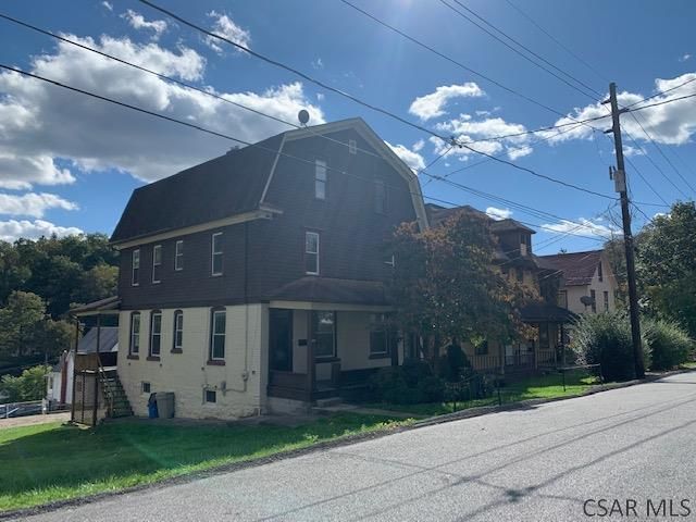 1165 Milford St, Johnstown, PA 15905