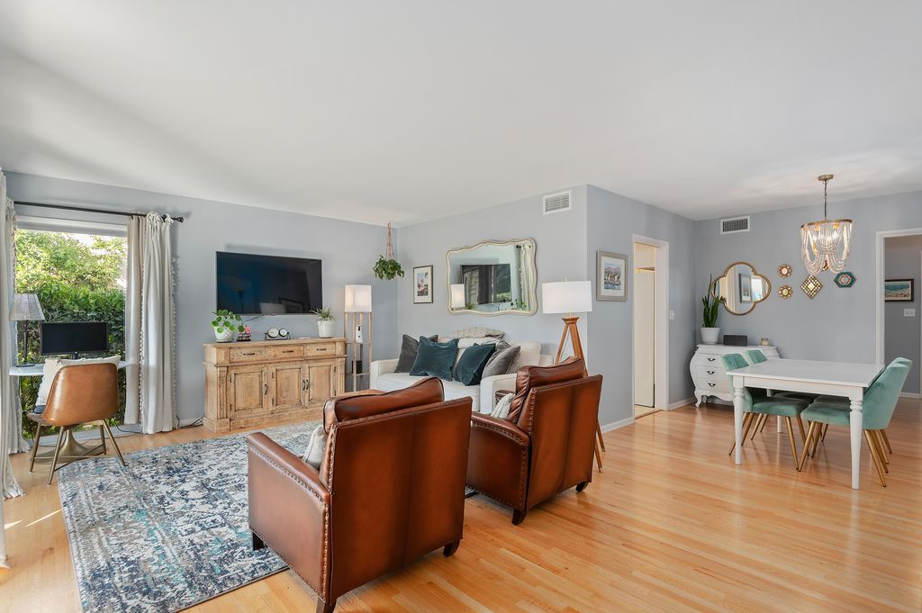 2643 State St #X2, Santa Barbara, CA 93105