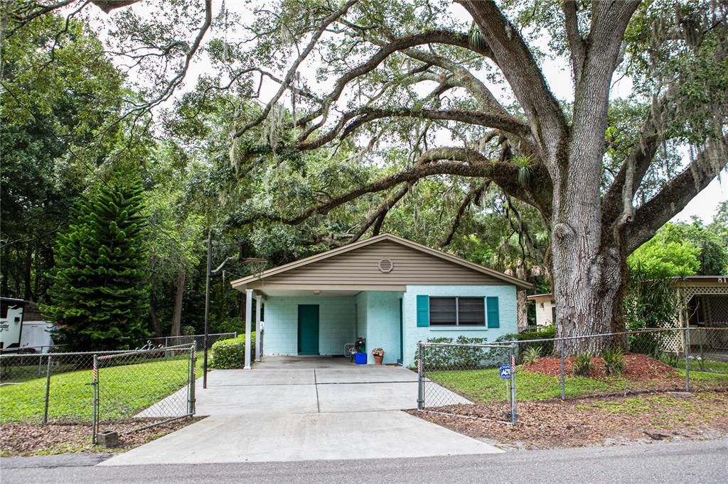 8117 N Dakota Ave, Tampa, FL 33604
