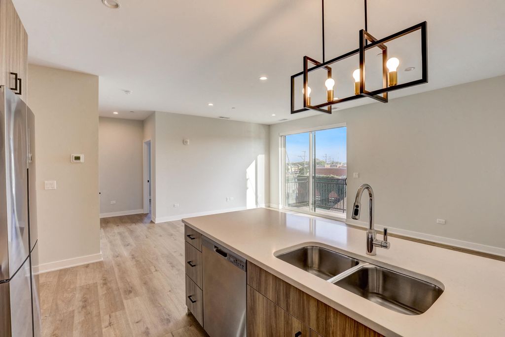 HIGHPOINT Highwood Station 440 Highwood, IL Trulia