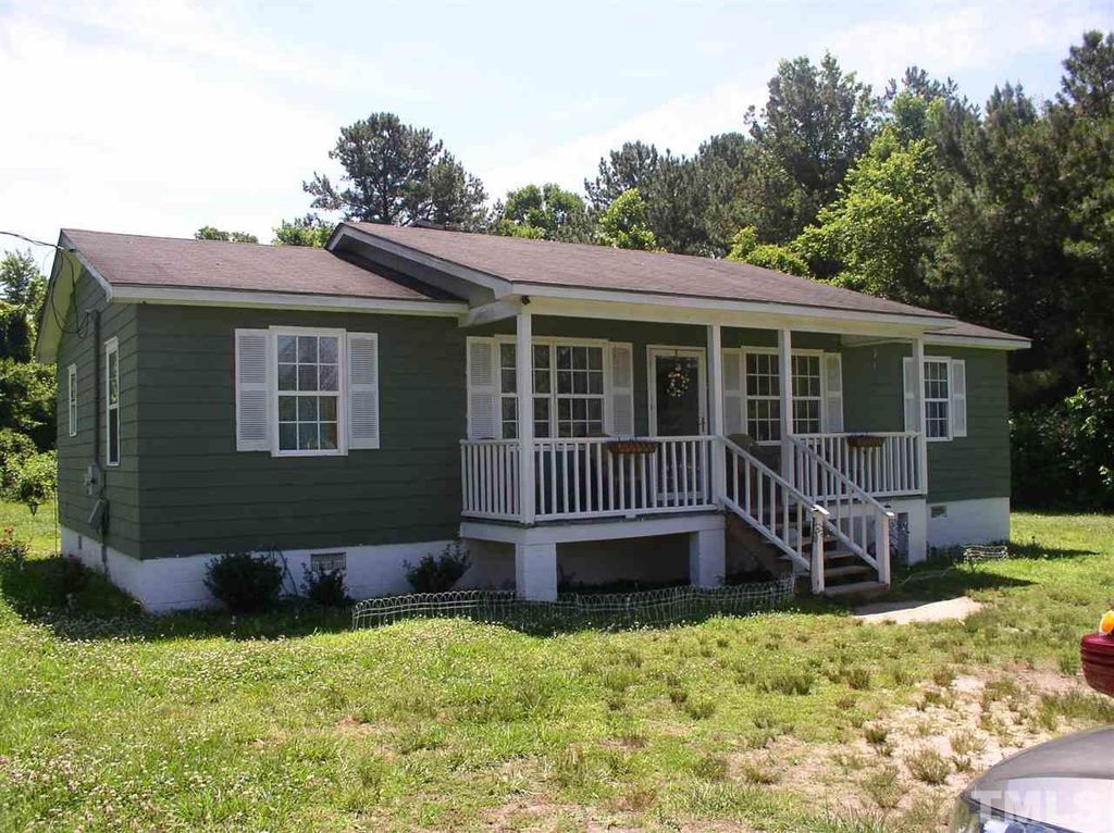 119 Fox Pond Rd, Henderson, NC 27537