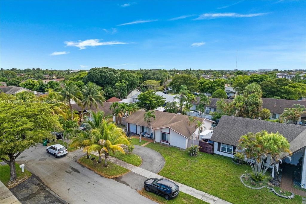 20626 NE 9th Pl, Miami, FL 33179 - See Est. Value, Schools & More
