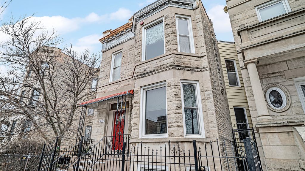 2447 N California Ave, Chicago, IL 60647
