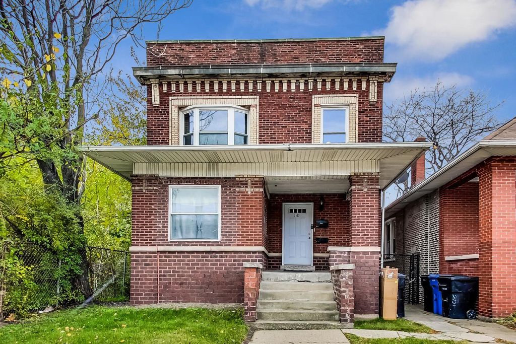 2423 E 73rd St, Chicago, IL 60649