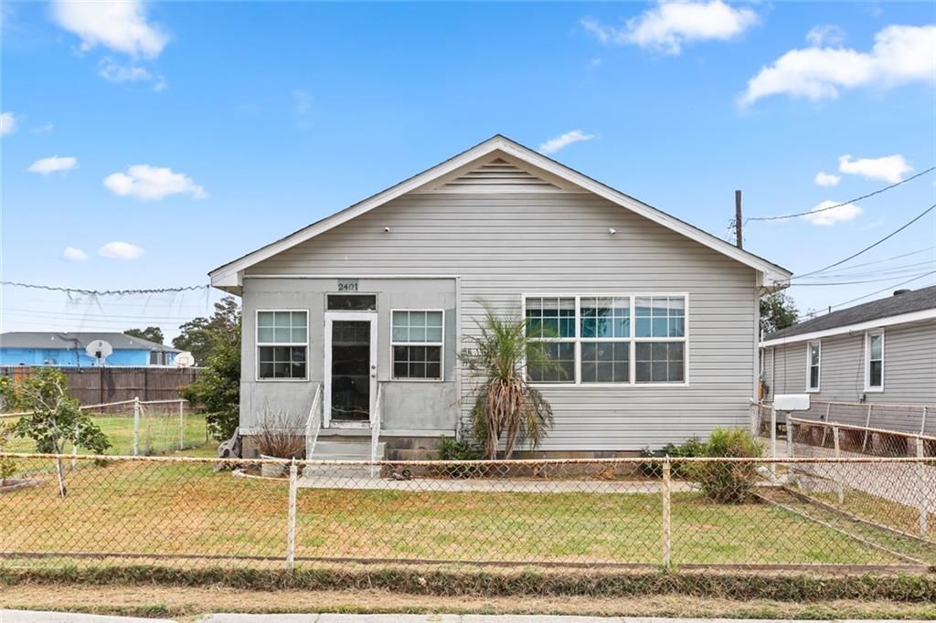 2401 Lafayette St, Gretna, LA 70053 MultiFamily for Sale MLS 2432256