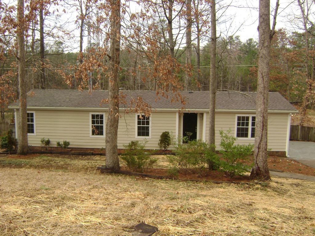 1587 High Sierra Dr, Lawrenceville, GA 30043