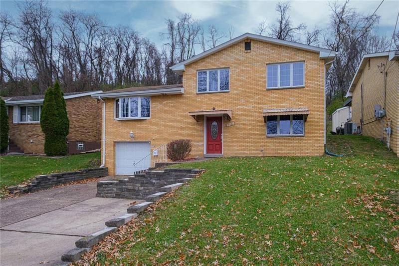 116 General Braddock Dr, Braddock, PA 15104