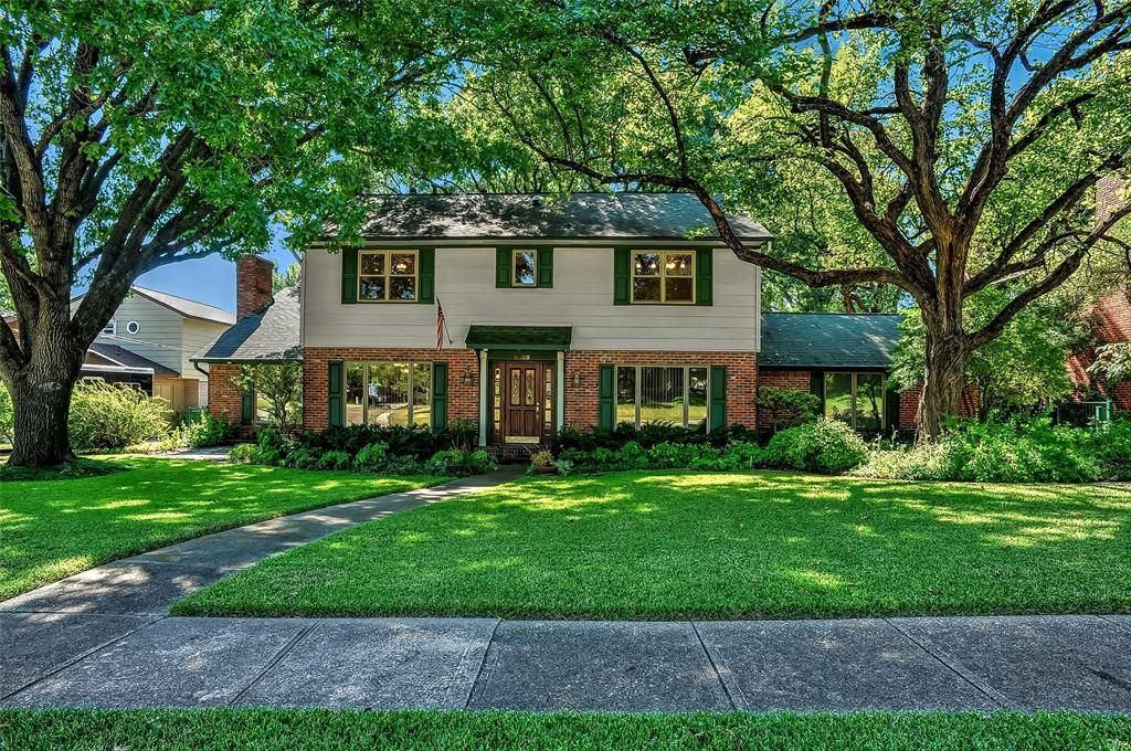 2403 Canyon Creek Dr, Richardson, TX 75080