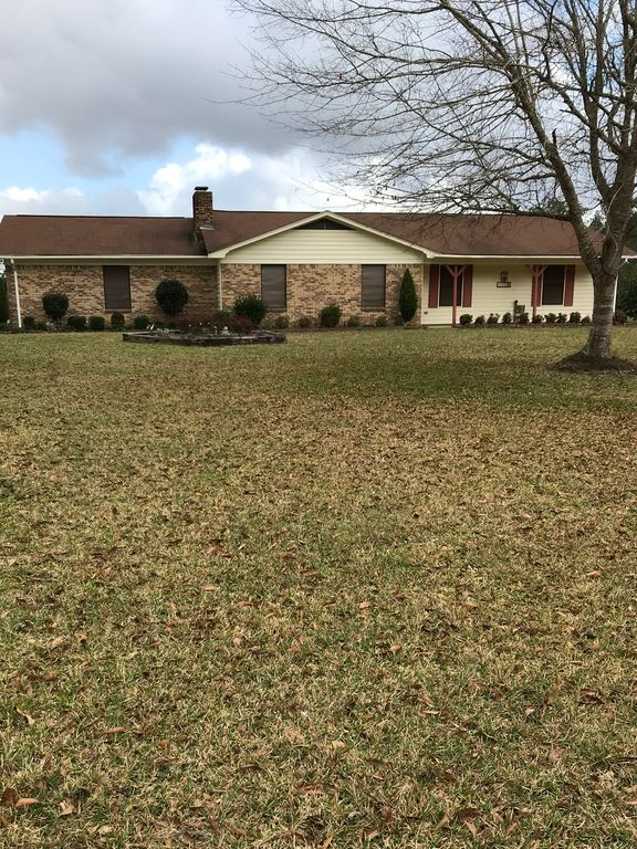 14700 Highway 613, Moss Point, MS 39562