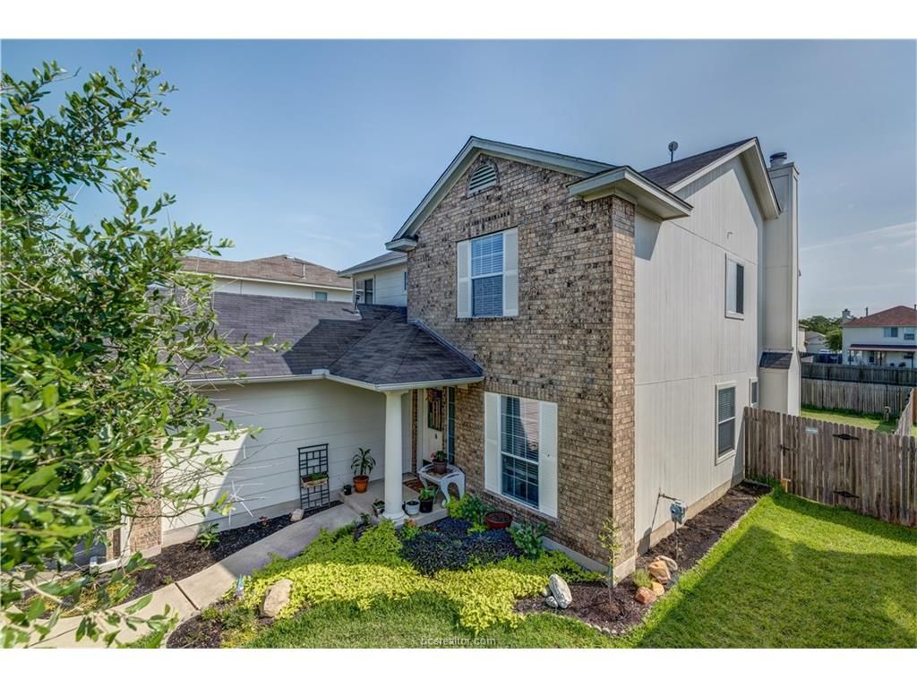 15123 Meredith Ln, College Station, TX 77845