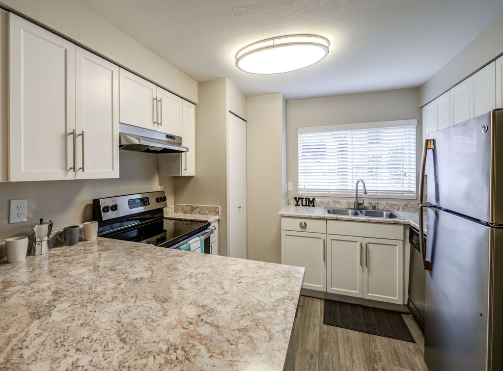 9501 59th Ave SW, Lakewood, WA 98499
