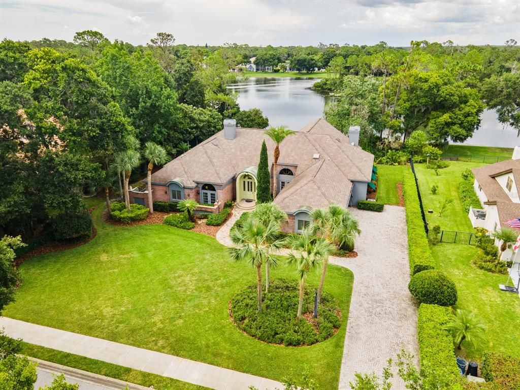 7705 Weeping Willow Cir, Sarasota, FL 34241